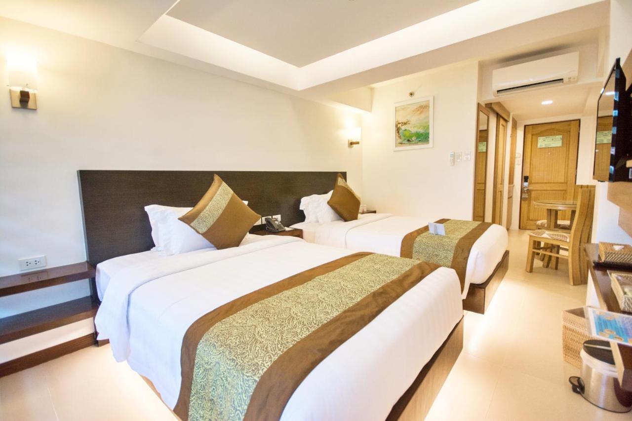 Commander Suites De Boracay Manoc-Manoc Exteriör bild