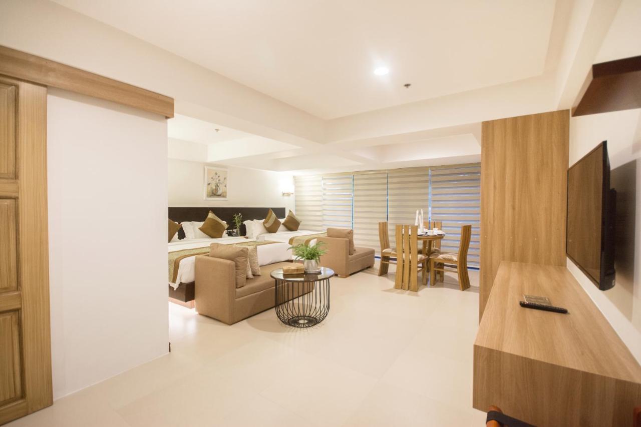 Commander Suites De Boracay Manoc-Manoc Exteriör bild
