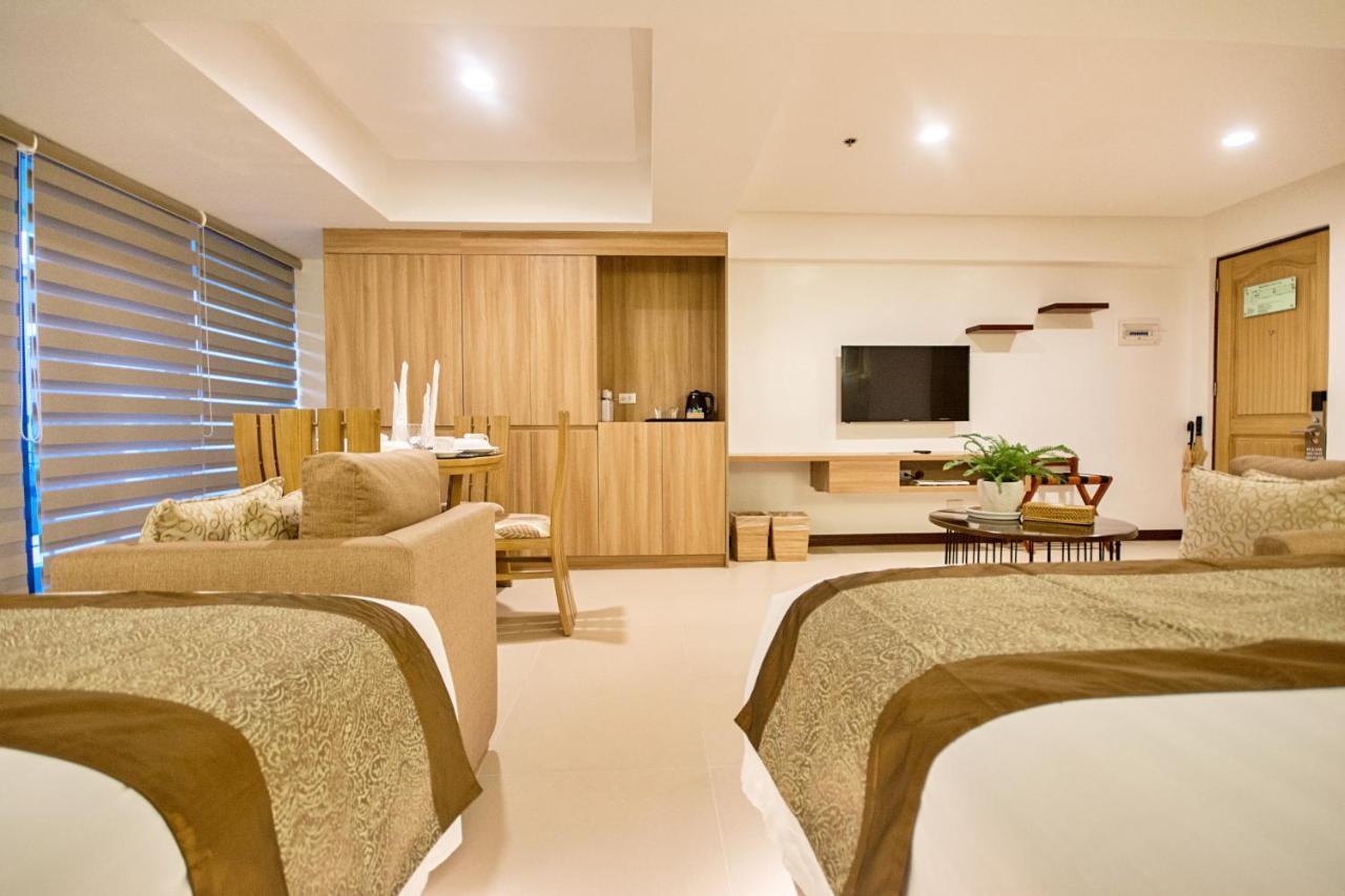 Commander Suites De Boracay Manoc-Manoc Exteriör bild