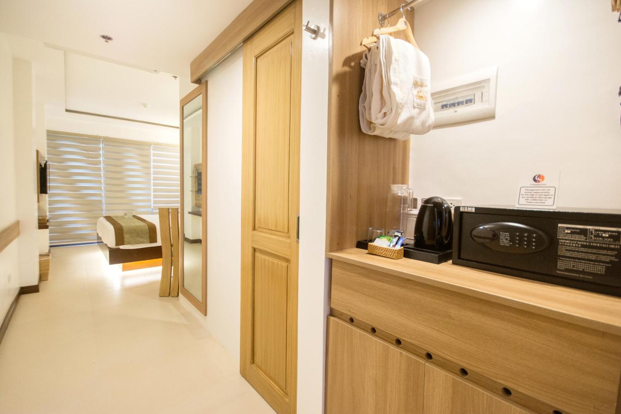 Commander Suites De Boracay Manoc-Manoc Rum bild