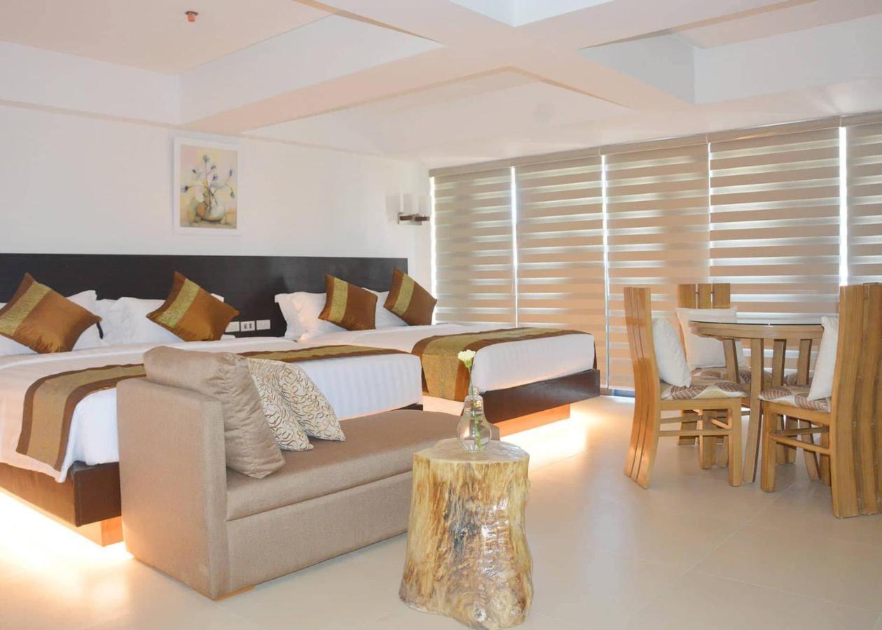 Commander Suites De Boracay Manoc-Manoc Exteriör bild